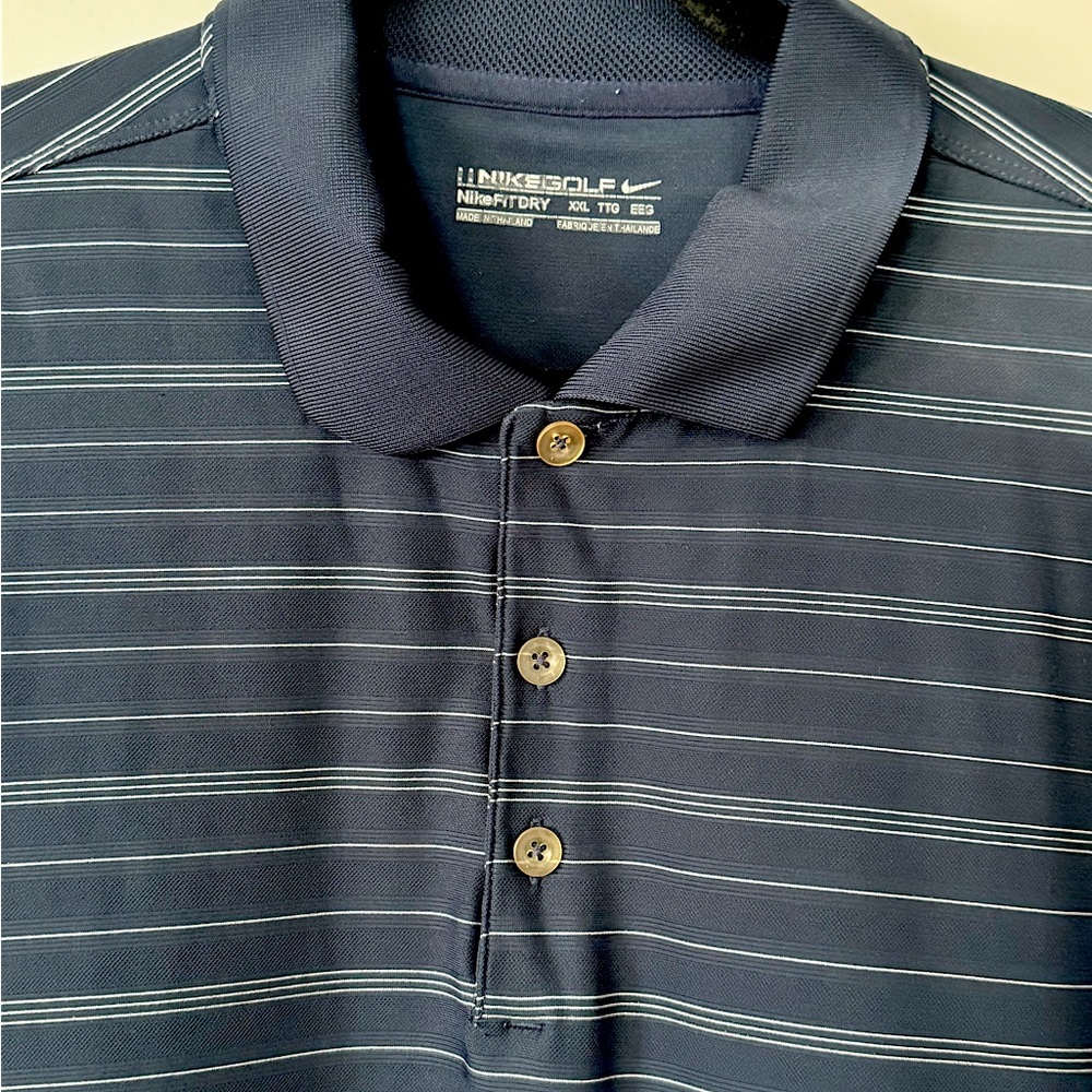 MENS NIKE GOLF POLO SIZE XXL